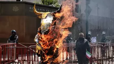 Meksika'da ABD ve İsrail politikaları eleştirildi; Baal heykeli yakıldı