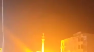 Tahran'da patlama sonrası yaşanan kaos kamerada