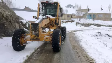 Van'da Kar Yağışı Ulaşımı Olumsuz Etkiledi