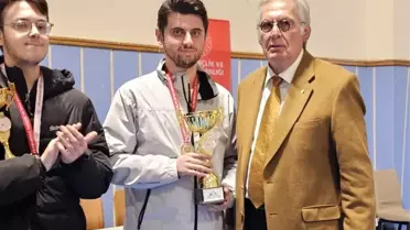 Talat Yıldız, İzmir'de Şampiyon Oldu