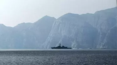 Macron, Akdeniz'e Donanma Gönderiyor