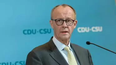 Almanya Başbakanı Merz, Filistin pankartı açanları azarladı: İsrail'in yanında duruyoruz