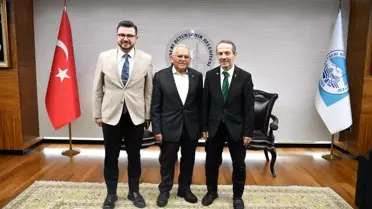 Büyükkılıç, Wushu Kung Fu Federasyonu Başkanı Akyüz ve heyetini ağırladı