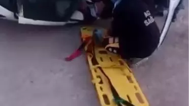 Elazığ'da otomobil takla attı: 2 yaralı