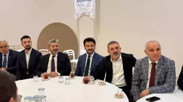 AK Parti Sincan Teşkilatı üyeleri iftarda buluştu