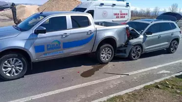 Bingöl'de Trafik Kazası: 4 Yaralı