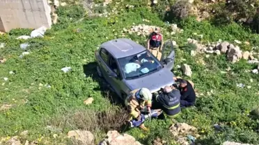 Hatay'da Uçurumdan Yuvarlanan Araç Sürücüsü Yaralandı