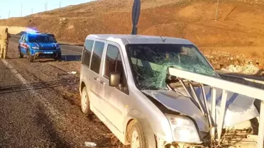 Elazığ'da Trafik Kazası: 2 Yaralı