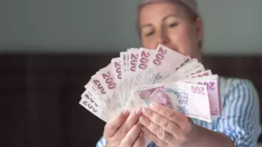 Emekli bayram ikramiyesi için ödeme takvimi belli oldu