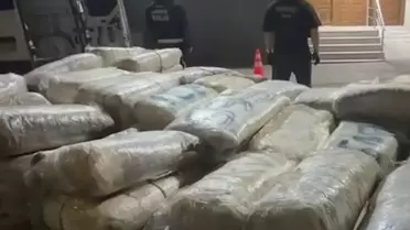 İzmir'de 1 tonu aşkın uyuşturucu ele geçirildi