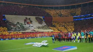 Osimhen Duygusal Anlar Yaşadı