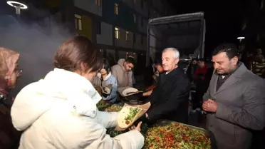 Tahmazoğlu öğrencilerle sahurda buluştu