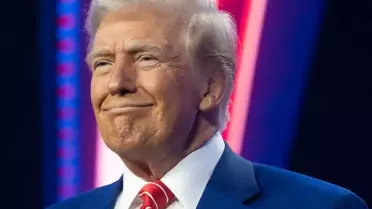 Trump, İspanya ile ticari ilişkileri kesme tehdidinde bulundu