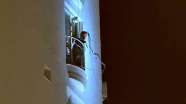 Adana'da Genç Kolonya Şişesiyle Tehdit Etti