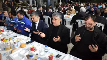 Akdeniz'de birlik sofrası: Kaymakam Şener personelle iftar yaptı