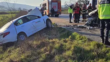 Balıkesir'de trafik kazası: 1 ölü, 2 yaralı