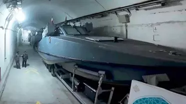 İran, Basra Körfezi'nde yer alan yeraltı deniz üssüne ait görüntüleri paylaştı