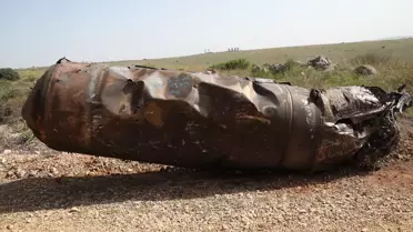 İsrail'in başkentine düşen füze görüntülendi! Büyüklüğü dikkat çekti