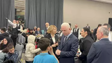 Vali Gül İftarda Vatandaşlarla Buluştu
