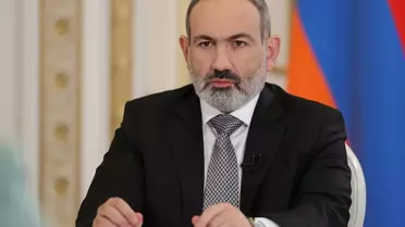 Paşinyan, ABD Başkan Yardımcısı Vance'a Karabağ kitabı hediye eden müdürü görevden aldı