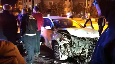 Elazığ'da Trafik Kazası: 2 Yaralı