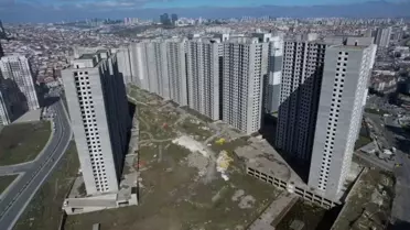 İstanbul'da 15 yıldır inşaatı süren gökdelenleri yapan şirkete kayyum atandı