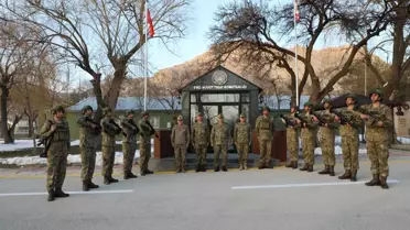 Tokel, Van'da Hudut Birliklerini Denetledi