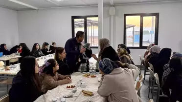 Başkanı Ulutaş, iftarda vatandaşlarla bir araya geldi