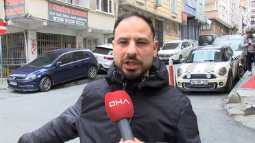 Esenler'de Motosiklet ve Otomobil Çarpıştı