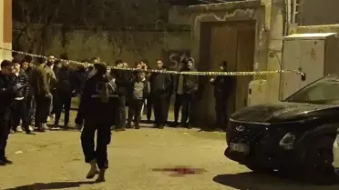 Sokakta yürürken tabanca ile başından vuruldu