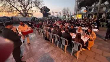 Dikili'de Yoğun Katılımlı İftar Programı Düzenlendi