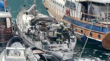 Fethiye'de göçmen kaçakçılığı yapılan tekne yandı