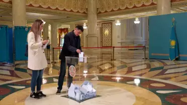 Kazakistan'da Yeni Anayasa Referandumu Başladı