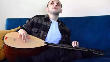 Engelli Genç Müzik Tutkusu ile Hayata Bağlandı