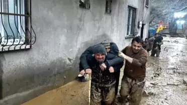 Şırnak'ta sel ve heyelan! Ev ve ahırlar zarar gördü
