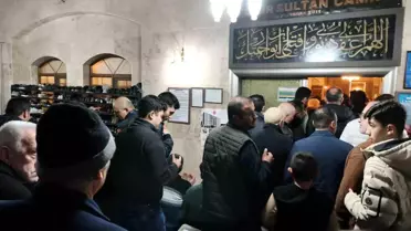 Kadir Gecesi'nde Aydın'da Camiler Doldu