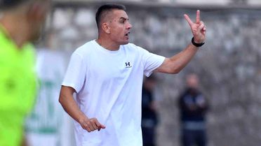 İnegölspor, Teknik Direktör ile Yollarını Ayırdı