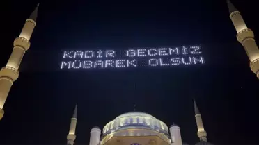 Kadir Gecesi Büyük Çamlıca Camii'nde Coşkuyla İdrak Edildi