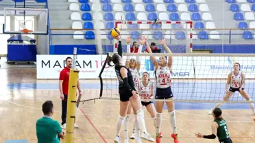 Manavgat'ın sultanları sezonu taraftarlarıyla noktaladı