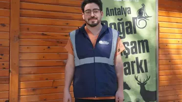 Antalya Doğal Yaşam Parkı'nda Yavru Keçi ve Koyunlar