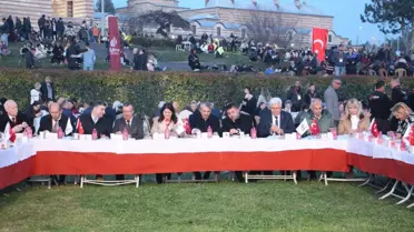 Edirne'de Kadir Gecesi'nde 7.500 Kişilik İftar Programı Düzenlendi