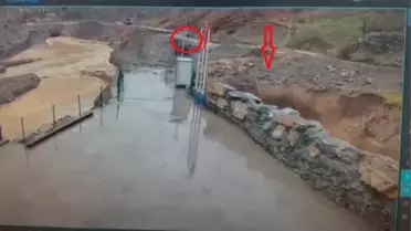 Şırnak'ta selden kaçış kamerada