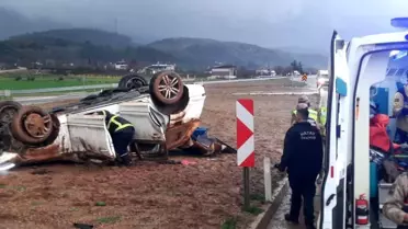 Hatay'da Takla Atan Araçta 2 Yaralı