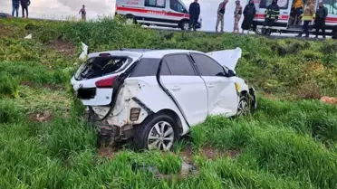 Hatay'da Kaza: Otomobil Tarlaya Uçtu
