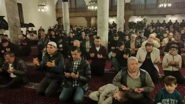 Kadir Gecesi Afyonkarahisar'da Huşu İçinde İdrak Edildi