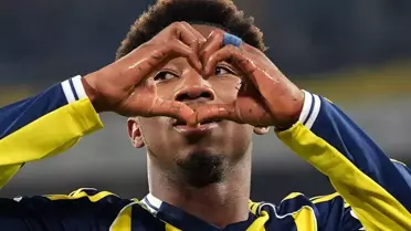 Nene'den Fenerbahçe kariyerinde bir ilk