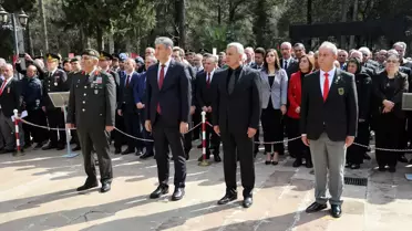 Adana'da şehitlikte 18 Mart anması