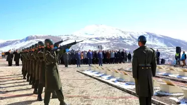 Bayburt'ta Çanakkale Zaferi'nin 111. yılı ve 18 Mart Şehitleri Anma Günü dolayısıyla tören düzenlendi
