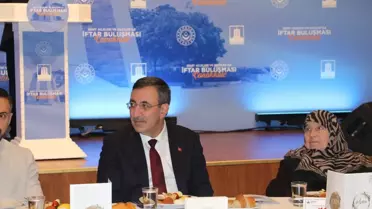 Çanakkale Deniz Zaferi'nin 111'inci yıl dönümü kutlanıyor