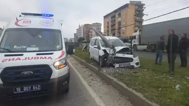 Bursa'da Trafik Kazası: İki Yaralı
